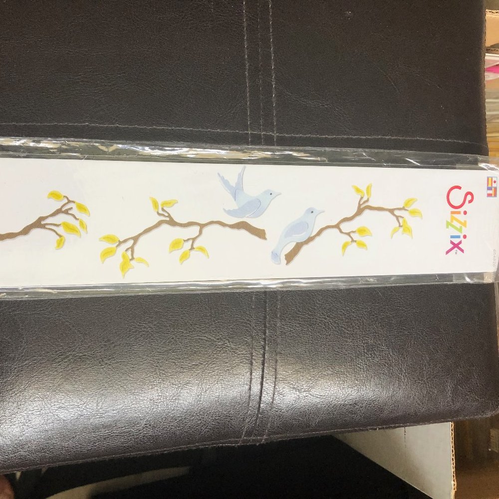 Sizzix Decorative Strip Birds & Branches *NIB*